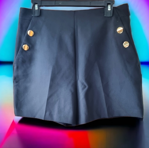 Zara Highwaisted Ladies Shorts New Without Tags - Picture 1 of 9